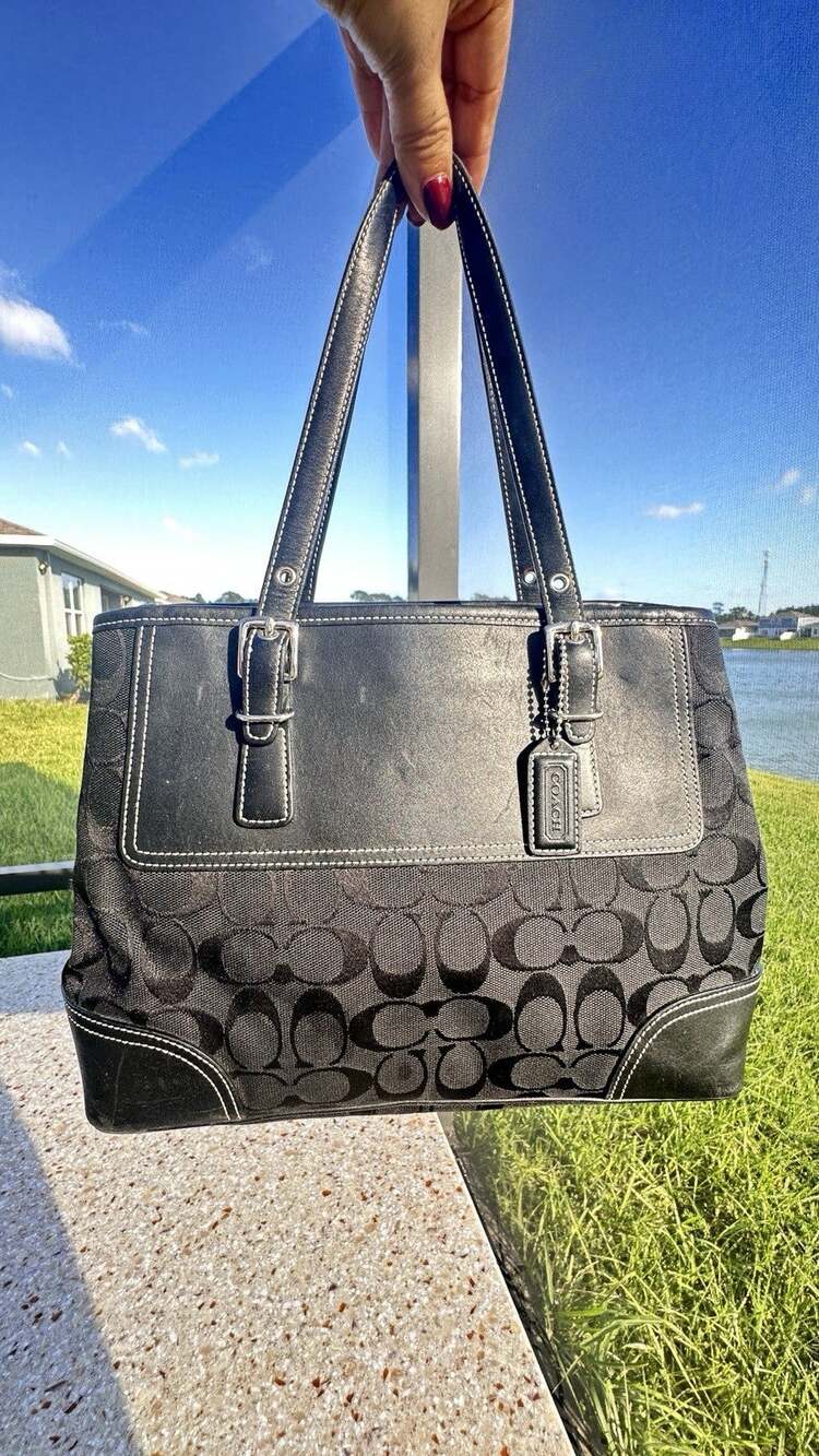 Vintage Y2K 2003 Coach Hamptons Black Signature Monogram Satchel Bag 6892